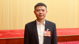 两会专访丨邹彬代表谈如何帮助农民工就业转型，完善工资支付保障