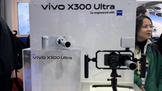 觀察｜MWC上的中國(guó)科技軍團(tuán)：新硬件出海，漲價(jià)壓力下的高端化打法