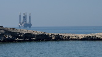 伊朗革命卫队：不允许“敌方及其盟友”从该地区出口石油