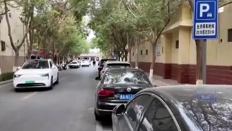 “降停车费”建议引热议，公共服务要算经济账更要算民生账