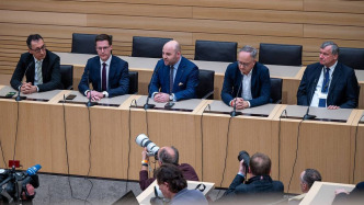 同观·德国｜“超级选举年”首场压力测试：“右转”已从东向西蔓延