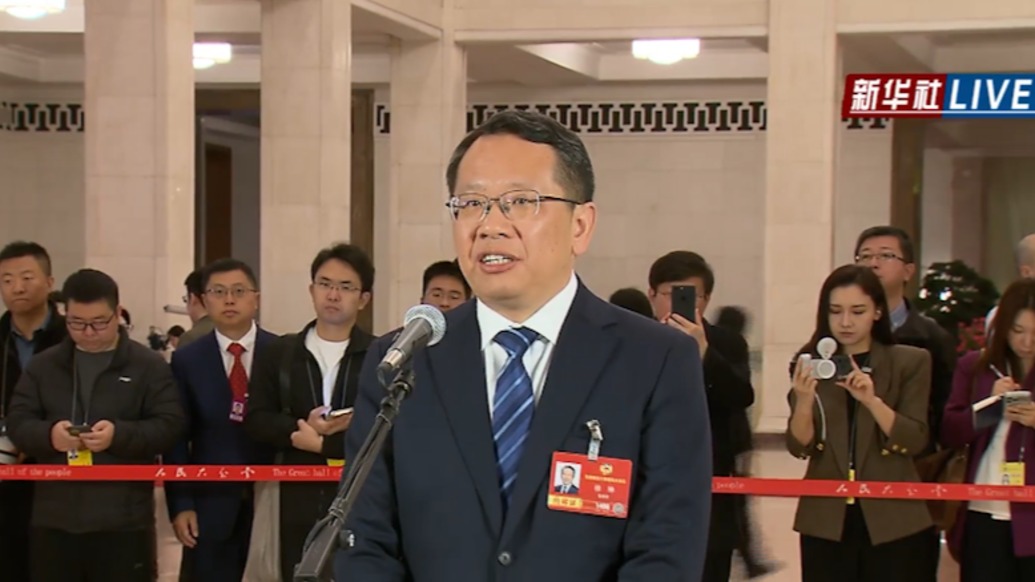 徐坤委员：人工智能让教育从“千人一面”回归到“千人千面”