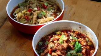 棕南正街，老的树新的光影