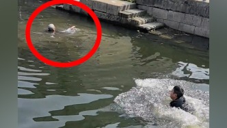 “我是退伍军人也是辅警，有使命感在”，救起落水老人后他这样说