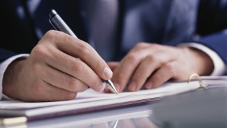 浙江一公司发文称员工文章被抄袭，期刊回应：已撤下稿件