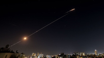 伊朗警告将对美以经济目标采取报复行动