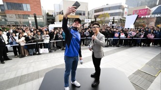 F1四冠王维斯塔潘亲临助阵，美孚1号发布新品进阶混动润滑科技