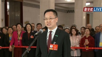 贾少谦代表：借助AI每20秒定制化生产一台大屏电视