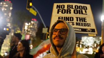 伊朗局势如何成为美国中期选举核心“黑天鹅”变量？｜907编辑部