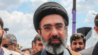 伊朗最高領(lǐng)袖穆杰塔巴：中東地區(qū)所有美軍基地都應(yīng)立即關(guān)閉