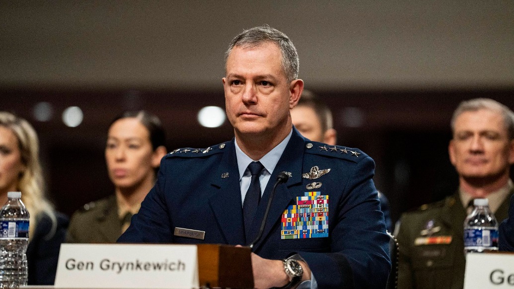 美国为啥会炸伊朗小学？美军将领：搞错了，失误了