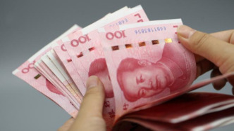 2月新增人民币贷款0.9万亿元，社融增2.38万亿元