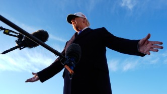 特朗普：对伊朗军事行动“只要有必要就会持续”