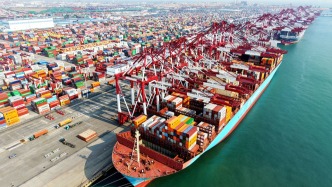 经济日报：谨慎乐观看待外贸好于预期