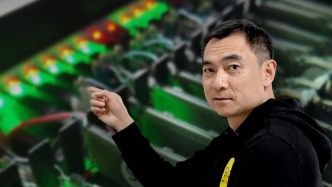 視頻丨盜號、養(yǎng)號、再賣號，記者曝光黑灰產(chǎn)“養(yǎng)號工廠”