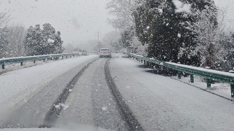 受降雪等天氣影響，6省區(qū)國(guó)省干線的25個(gè)路段實(shí)施封閉管控