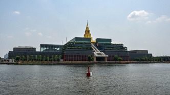 梭蓬·乍蘭當選泰國新一屆國會下議院議長