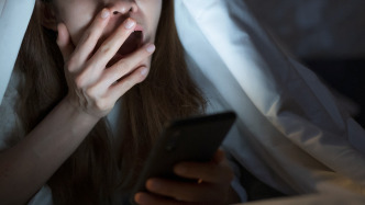 科普｜别让熬夜偷走你的“脑健康”