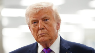 民调：特朗普的“破坏性政策”正将美国盟友推向中国