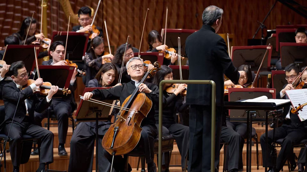 全場掌聲雷動，王健與上交在悉尼奏響《洛可可主題變奏曲》