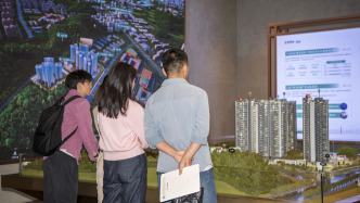 今年前2月房地產(chǎn)開(kāi)發(fā)投資降幅收窄，樓市“小陽(yáng)春”預(yù)計(jì)以“點(diǎn)狀復(fù)蘇”形式出現(xiàn)