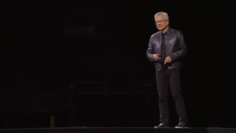 黃仁勛：到2027年，Blackwell和Rubin芯片至少帶來(lái)1萬(wàn)億美元收入