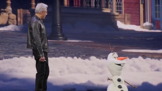 黃仁勛GTC與機(jī)器人互動，這次不是瓦力而是“雪寶”