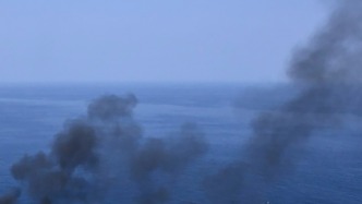 一油輪在阿曼灣遭不明發(fā)射物襲擊，沒有人員受傷