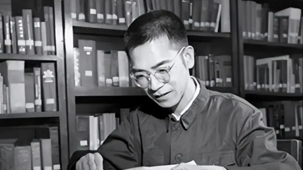 歷史上的今天｜1996年3月19日，數(shù)學(xué)家陳景潤(rùn)逝世