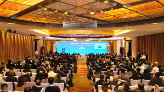 新疆克拉玛依投资推介大会在沪举行，现场签约超239亿元