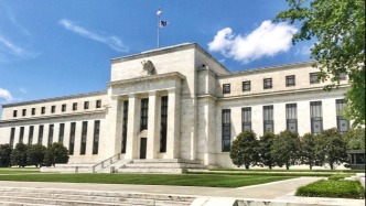 美聯(lián)儲宣布維持利率不變