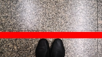 法治日報：合規(guī)經(jīng)營方能守好食品安全防線