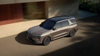 智己汽車首發(fā)超級智能體，搭載全線控底盤的旗艦SUV即將預(yù)售