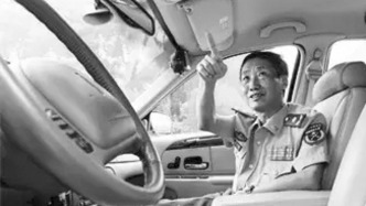 原國防科大教授賀漢根逝世，曾帶隊(duì)研制出我國第一輛無人車