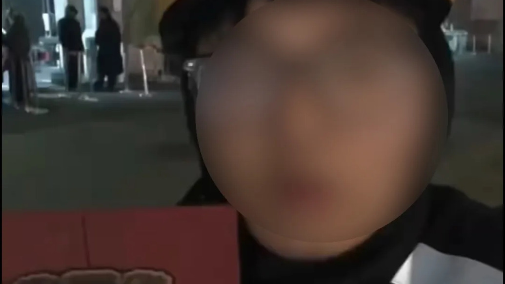 北大毕业生送外卖？其父：儿子情绪不好体验送外卖，不是为了做教培起号