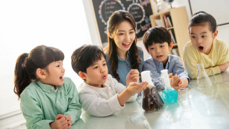 截至2025年末，上海全市開設(shè)托班的幼兒園增至92.4%