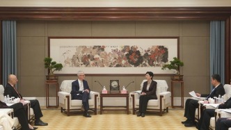 施小琳會見庫克：祝賀蘋果公司成立50周年并在成都成功舉辦亞太地區(qū)首場慶祝活動