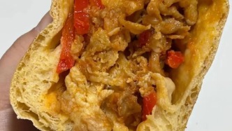 炒菜面包，吃服年輕人