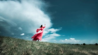 做人，小事要大度，大事要絕情