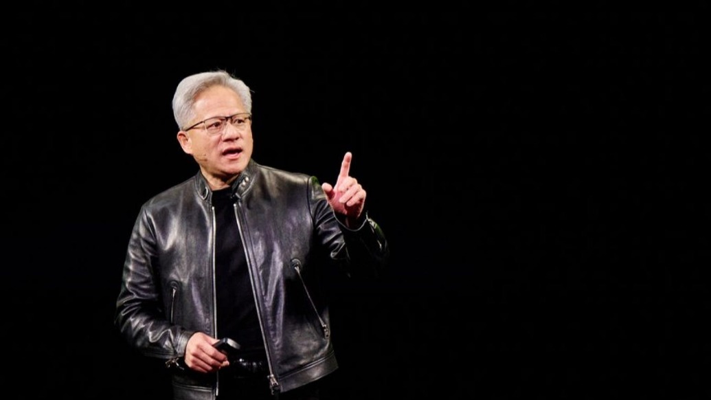 黃仁勛盛贊中國(guó)AI生態(tài)：全民都在養(yǎng)“龍蝦”，我真的很羨慕