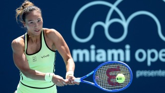 开启双教练模式首秀获胜，郑钦文希望找回霸气的自己