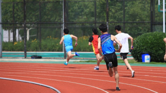 光明時(shí)評：“體測不過不能畢業(yè)”，讓好初衷不打折扣地兌現(xiàn)