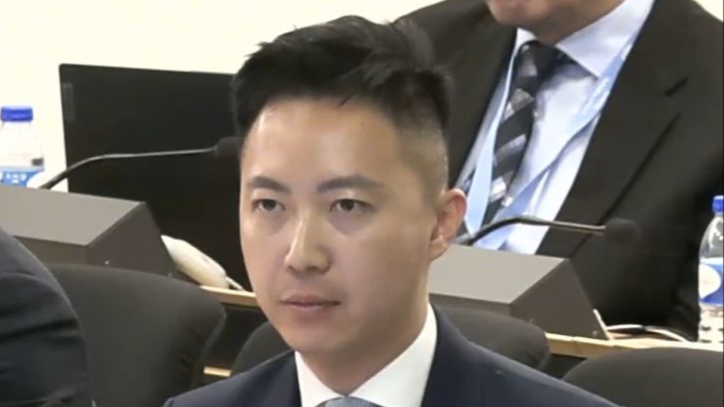 香港议员怒批欧美：由“爱泼斯坦”们统治之国何能指手画脚