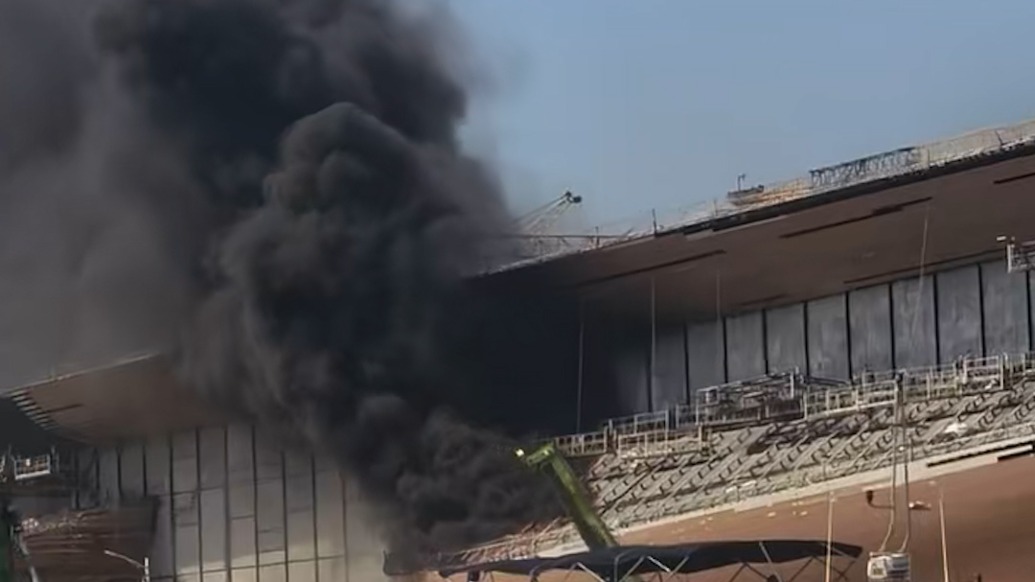 三亞天涯區(qū)港務(wù)局碼頭附近著火，區(qū)應(yīng)急局：火勢(shì)已控制，無(wú)人員被困