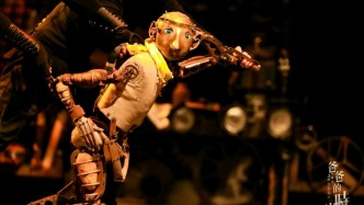 舞臺劇《爸爸的時光機》：藏在機械零件里的父子深情