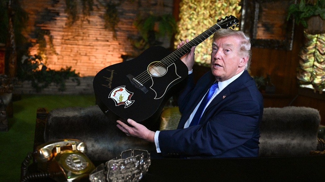 得知“貓王”空手道黑帶，特朗普：我打得過他不？