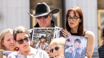 釋新聞｜“清算”開(kāi)始了？美兩大社交平臺(tái)巨頭在里程碑案件中敗訴