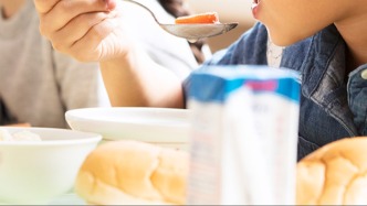 日本大阪府8所中小學(xué)發(fā)生食物中毒事件，波及600余人