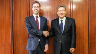 商務(wù)部部長(zhǎng)王文濤會(huì)見(jiàn)荷蘭外貿(mào)與發(fā)展合作大臣舍爾茨瑪