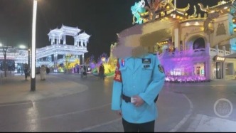 在开封给老婆拍照连遭保安阻扰？万岁山武侠城：禁止未签约摄影师商拍，并限制专业设备及道具入园